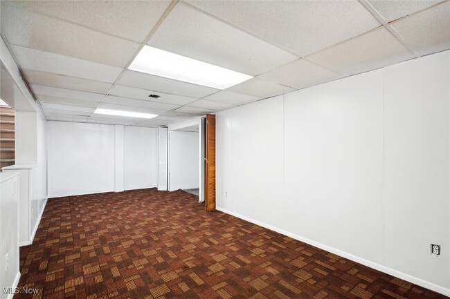 Building Photo - 5215 E 115th St