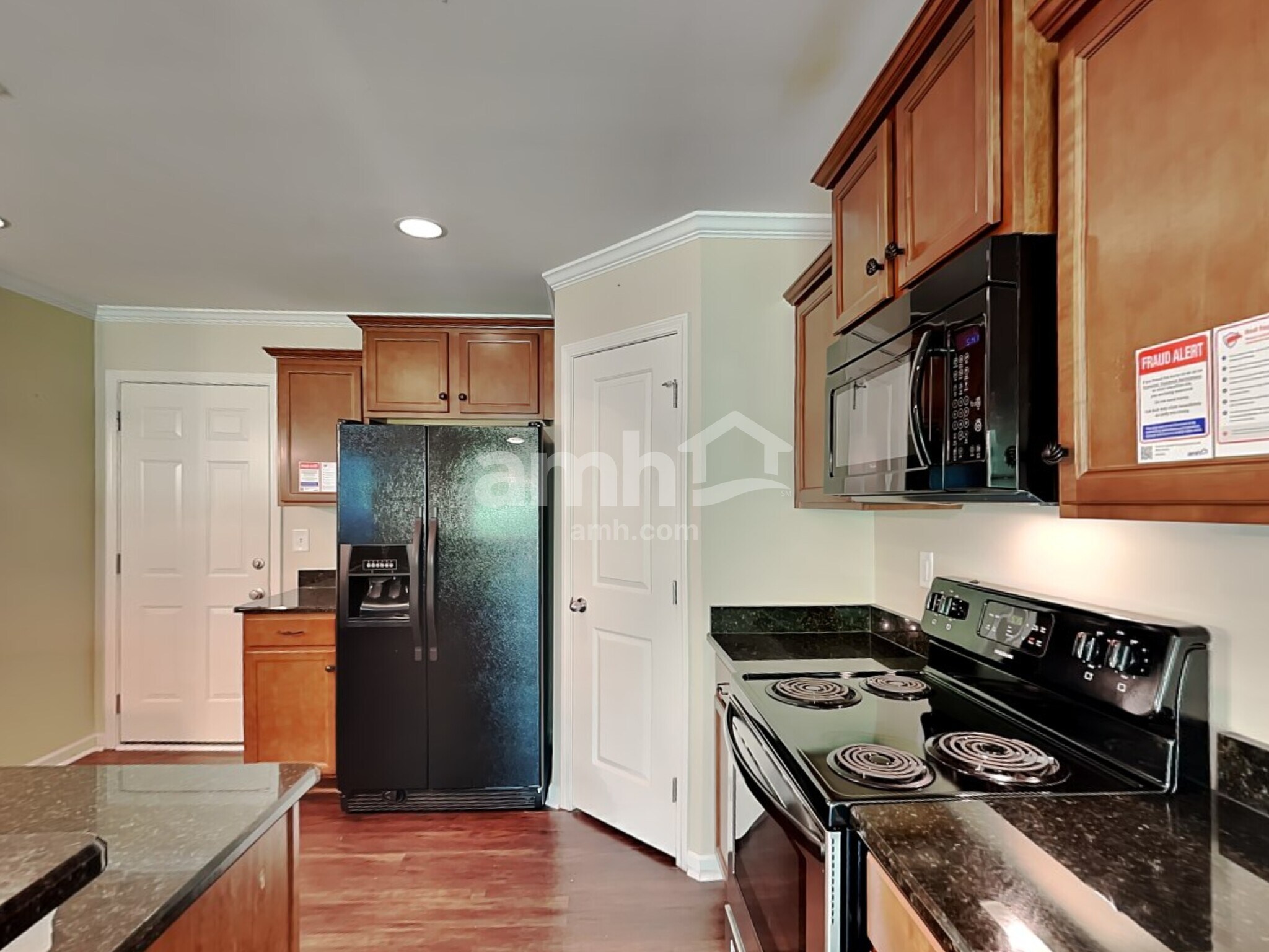 Building Photo - 371 Pulaski Dr SW