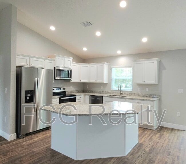 Building Photo - 2797 SW 161st Loop