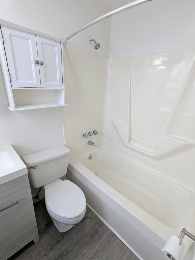 Building Photo - stw118