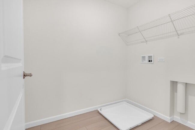 Building Photo - 668 Switchgrass Wy