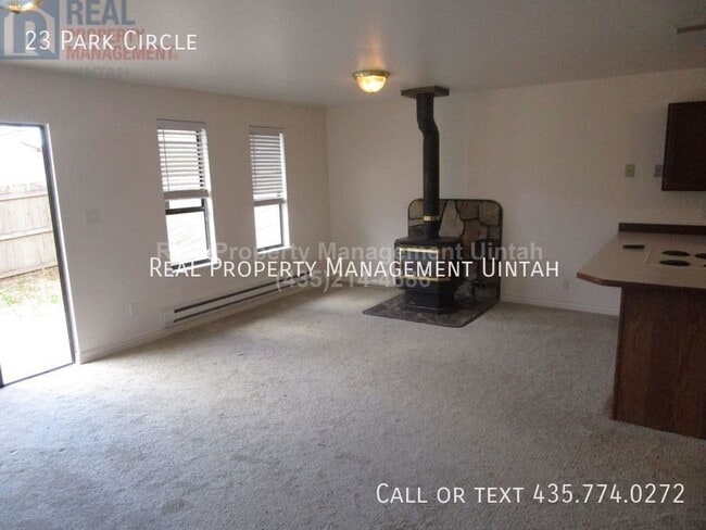 Building Photo - 23 Windy Park