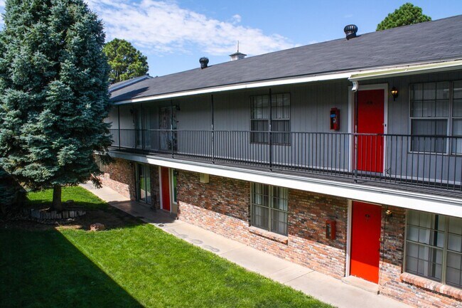 Interior Photo - Continental Arms Apartments: Charming Gate...