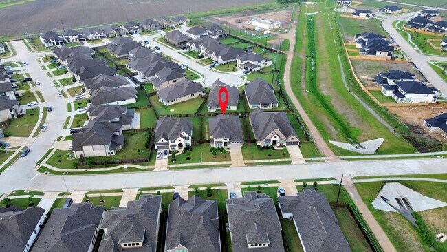 Building Photo - 5506 Onyx Fls Dr