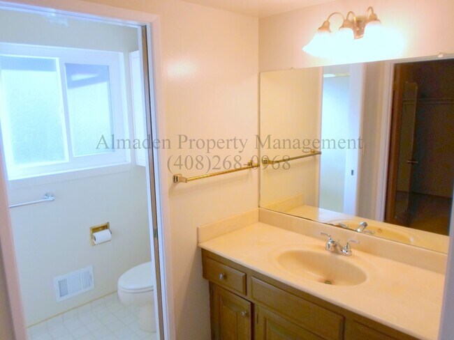 Building Photo - Spacious Home in Almaden Valley w/ Central...