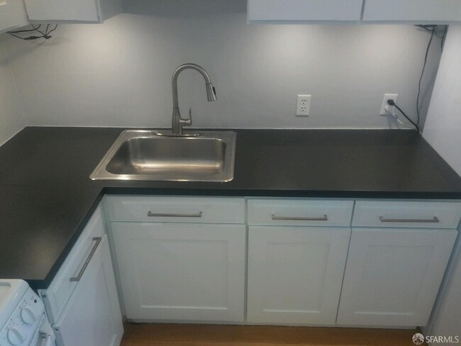 Building Photo - 236 Clinton Park