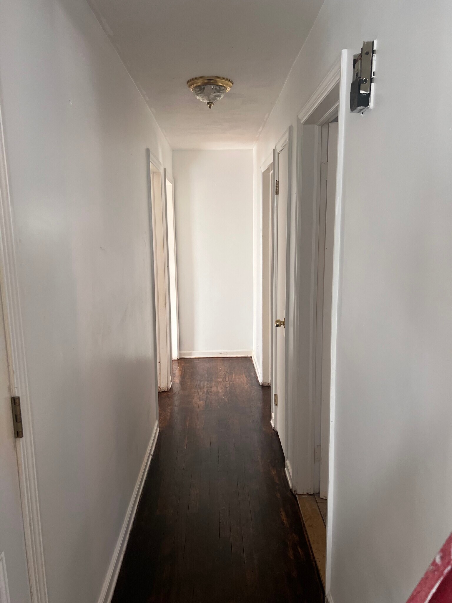 Hallway - 21 N Spring St