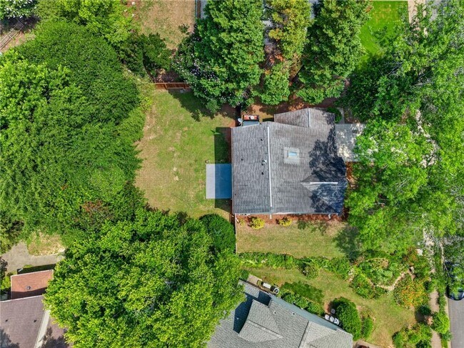 Building Photo - 12110 Greenmont Walk