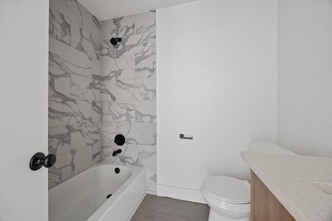Building Photo - 7929 Gault St