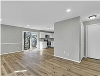 Building Photo - Two bedroom, one bath duplex in Urbana. Co...
