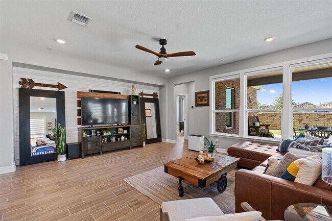Building Photo - 3752 Forino Dr