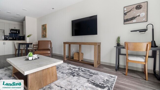 Building Photo - 900 E Six Forks Rd