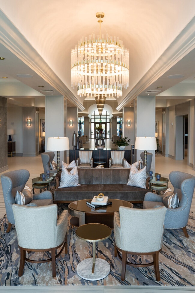 Building Photo - 7754 Lakeside Blvd