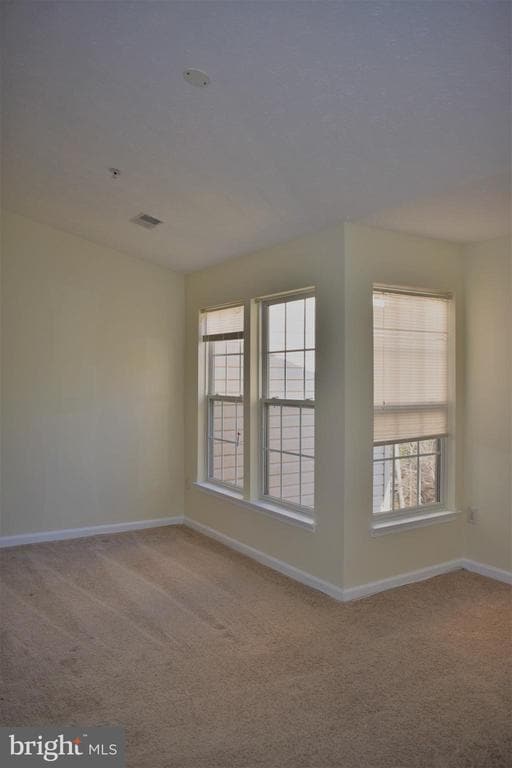 Building Photo - 1481 Pangbourne Way