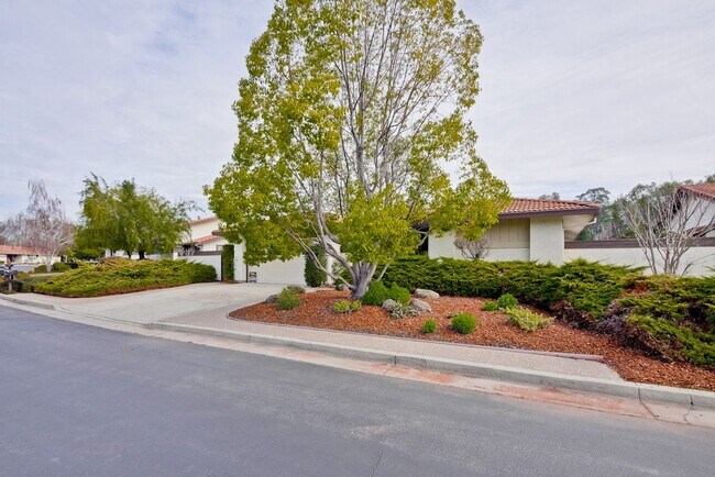 Building Photo - Wow! What a Great Home! Available Soon!