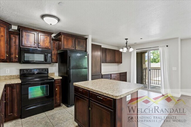 Building Photo - Beautiful 3 Bed 2 Bath Condo in Layton