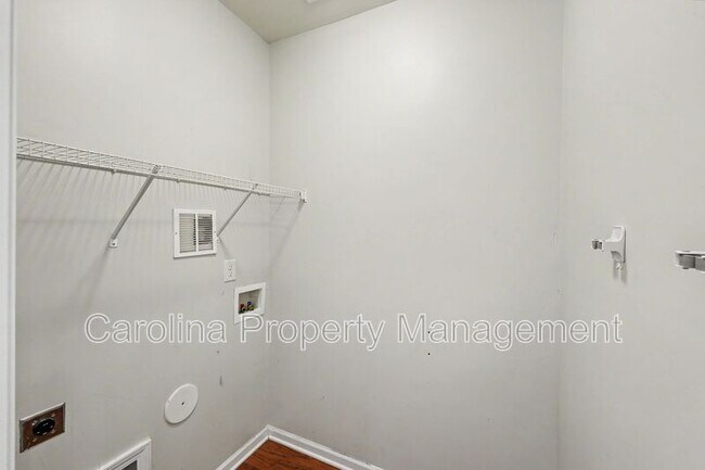 Building Photo - 13983 Singleleaf Lane