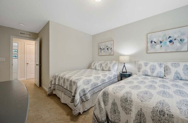 Building Photo - 155 Rossell Park Cir