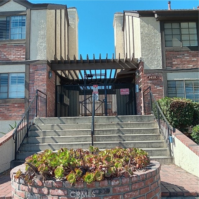 Building Photo - 1419 W 179th St