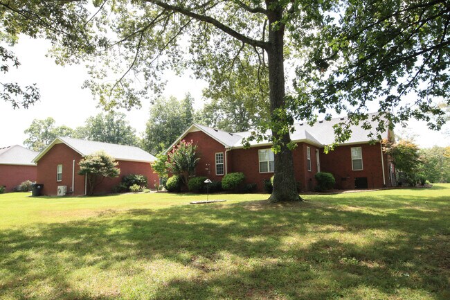 Building Photo - 19 Antietam Dr