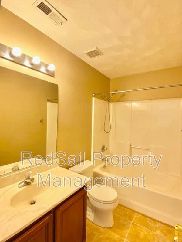 Building Photo - 3600 Canal Turn Ct