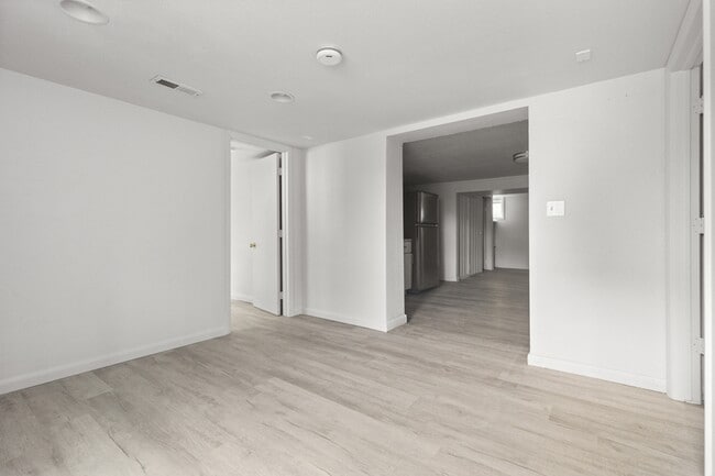 Building Photo - 4757 S Jason St
