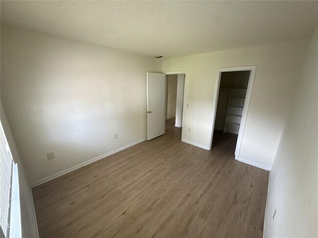 Building Photo - 4401 S Semoran Blvd