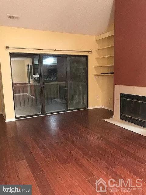 Building Photo - 8402 Tamarron Dr