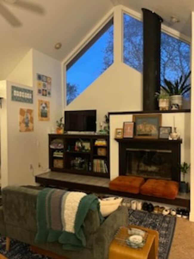 Building Photo - Charming Studio Downtown SLO