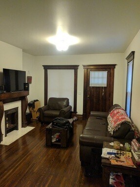 Building Photo - NEWLY RENOVATED NORTH CAMPUS - 6 BEDROOM 4 FULL BATHROOMS. THIS ONE HAS IT ALL!