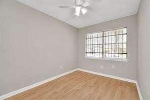 Building Photo - 12811 Glen Hollow Dr