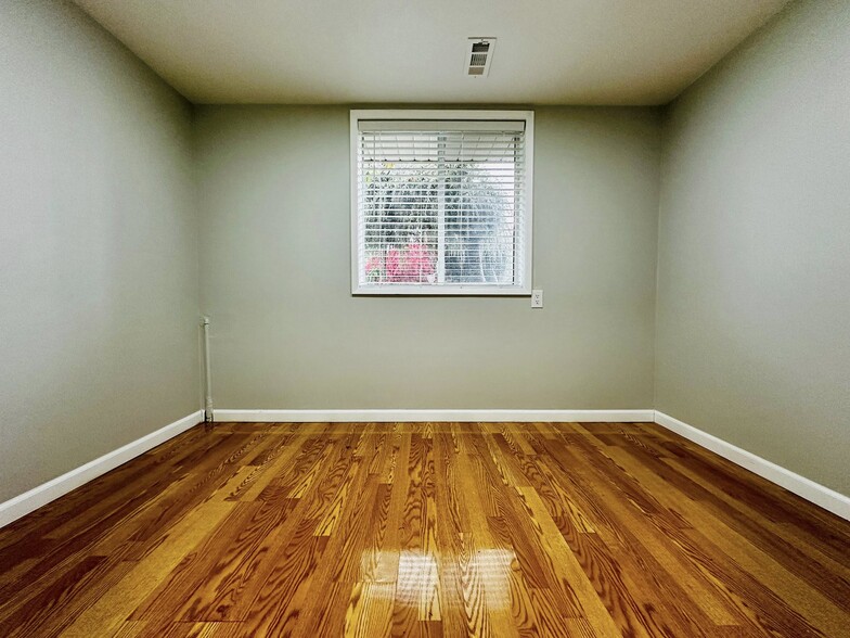 Bedroom 2 - 1056 Olympia Ave NE