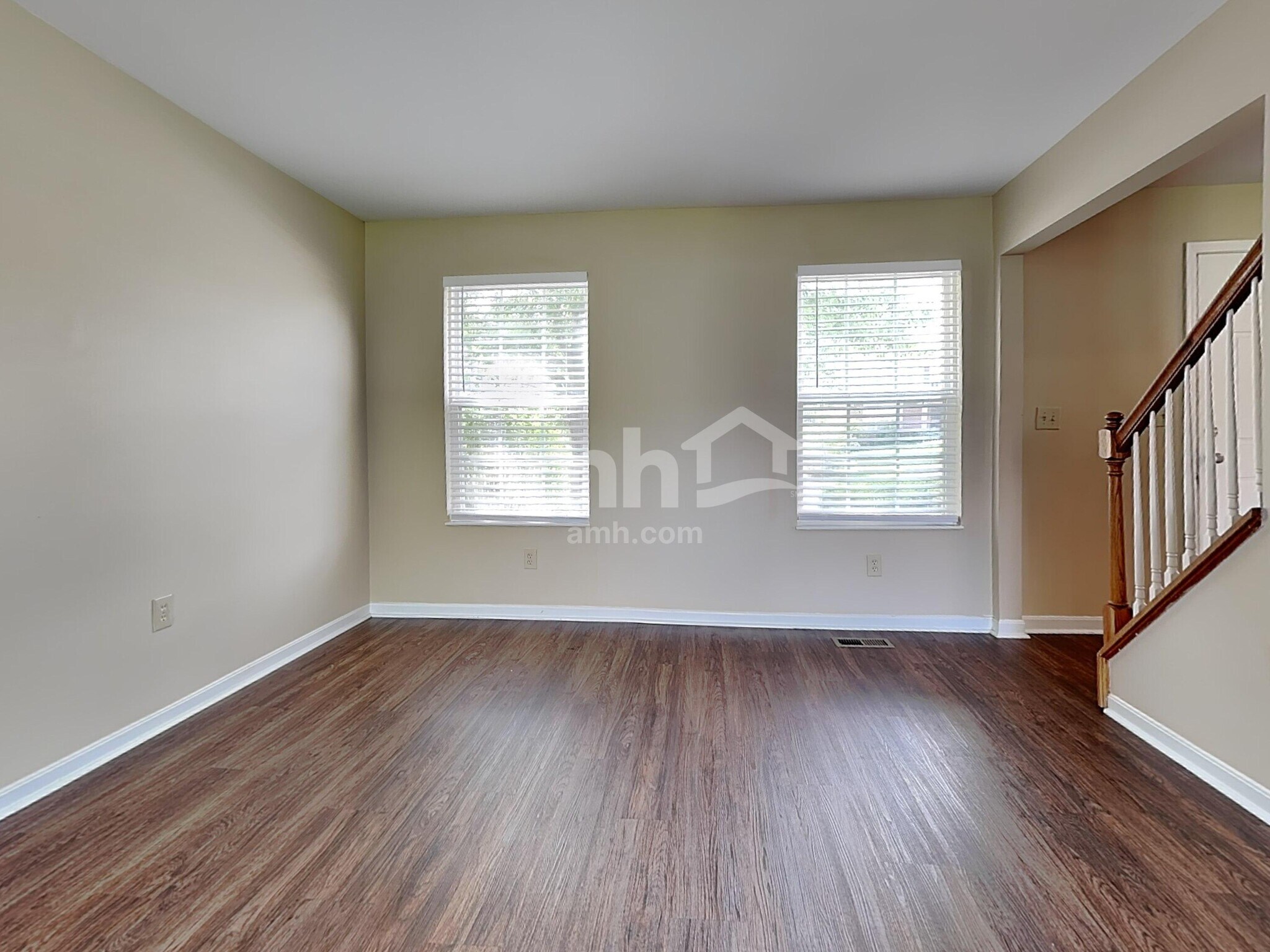 Building Photo - 6340 Deermeade Dr
