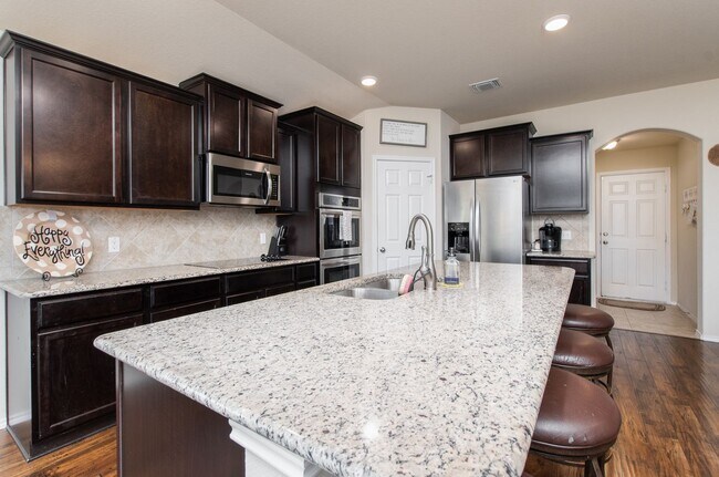 Building Photo - 1214 Juneberry Pk Dr