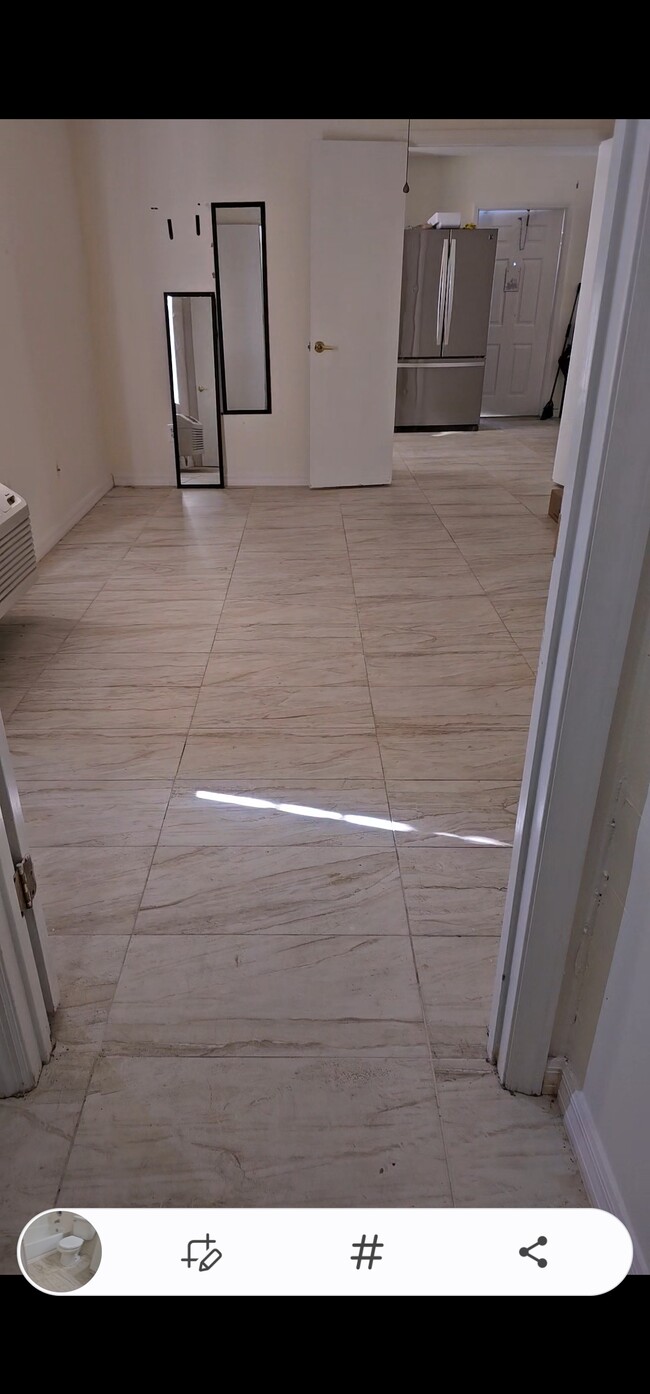 Building Photo - 309 Orchid Dr