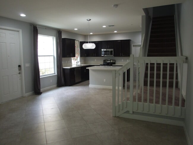 Building Photo - 9602 SW Purple Martin Way