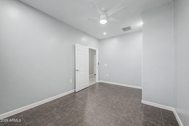 Building Photo - 30731 W Monterey Dr