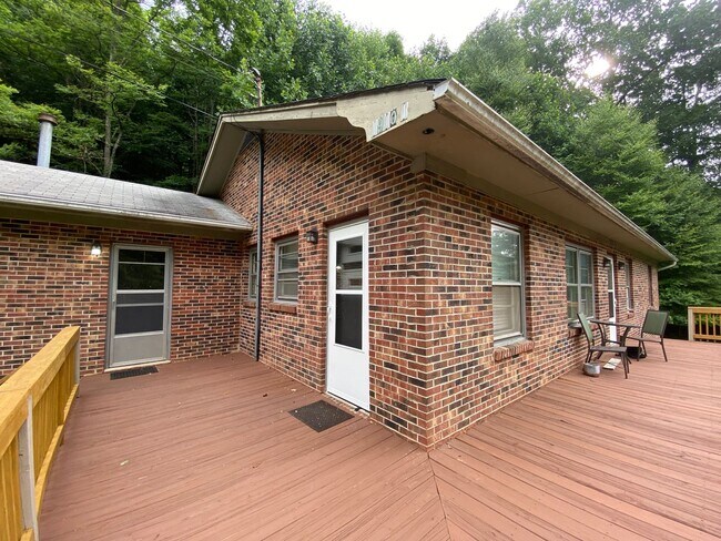 Building Photo - gree1910