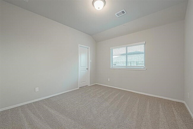 Building Photo - 1306 Vinter Mdws Ln