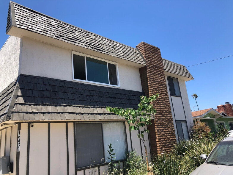 Front building - 16431 S Saint Andrews Pl