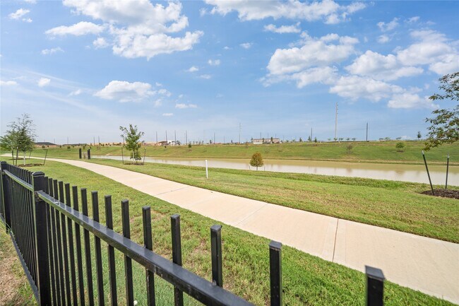 Building Photo - 3815 Pierce Pl Ln