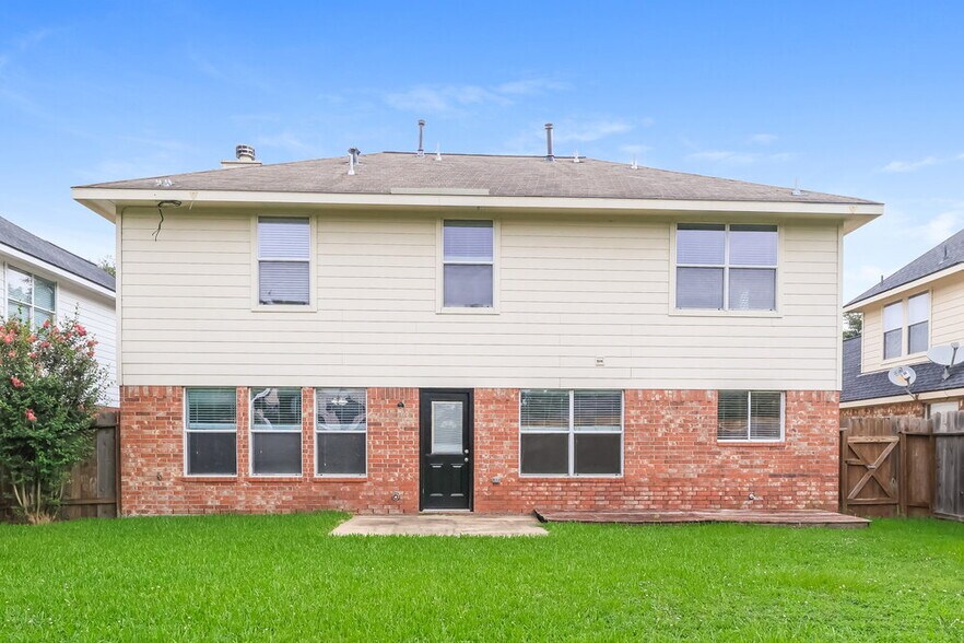 Building Photo - 6718 Rockwall Trail Dr