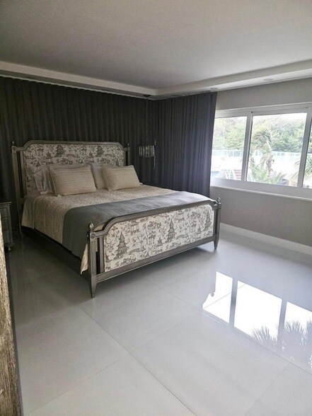 Building Photo - 1151 N Fort Lauderdale Beach Blvd