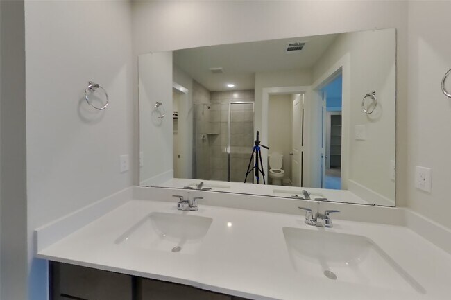 Building Photo - 22616 Terrazzo Dr
