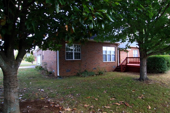 Building Photo - 2123 Moonlite Ct