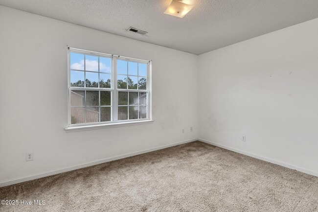 Building Photo - 705 Timberlake Trail