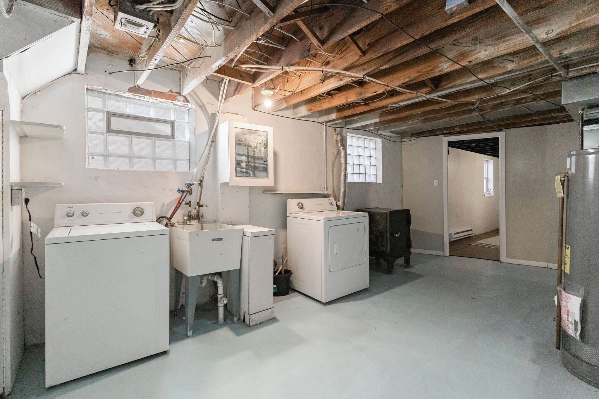 Building Photo - 1354 Maryland St