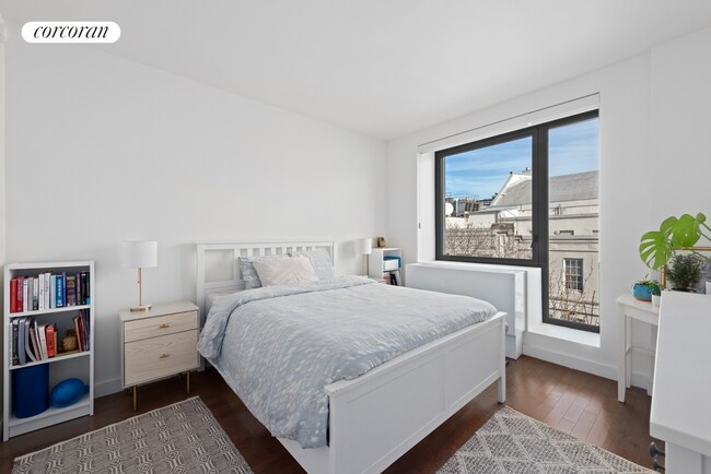 Building Photo - 34-32 35th St