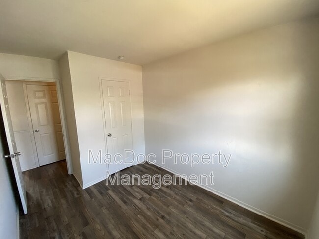 Building Photo - 14674 Pinon Ct