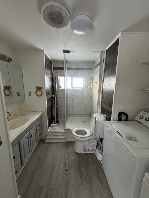 Building Photo - 9499 Brayton Dr